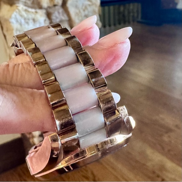 Michael Kors Gold and Pink Smartwatch with Charger - Picture 10 of 14